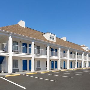Baymont By Wyndham Brunswick Ga